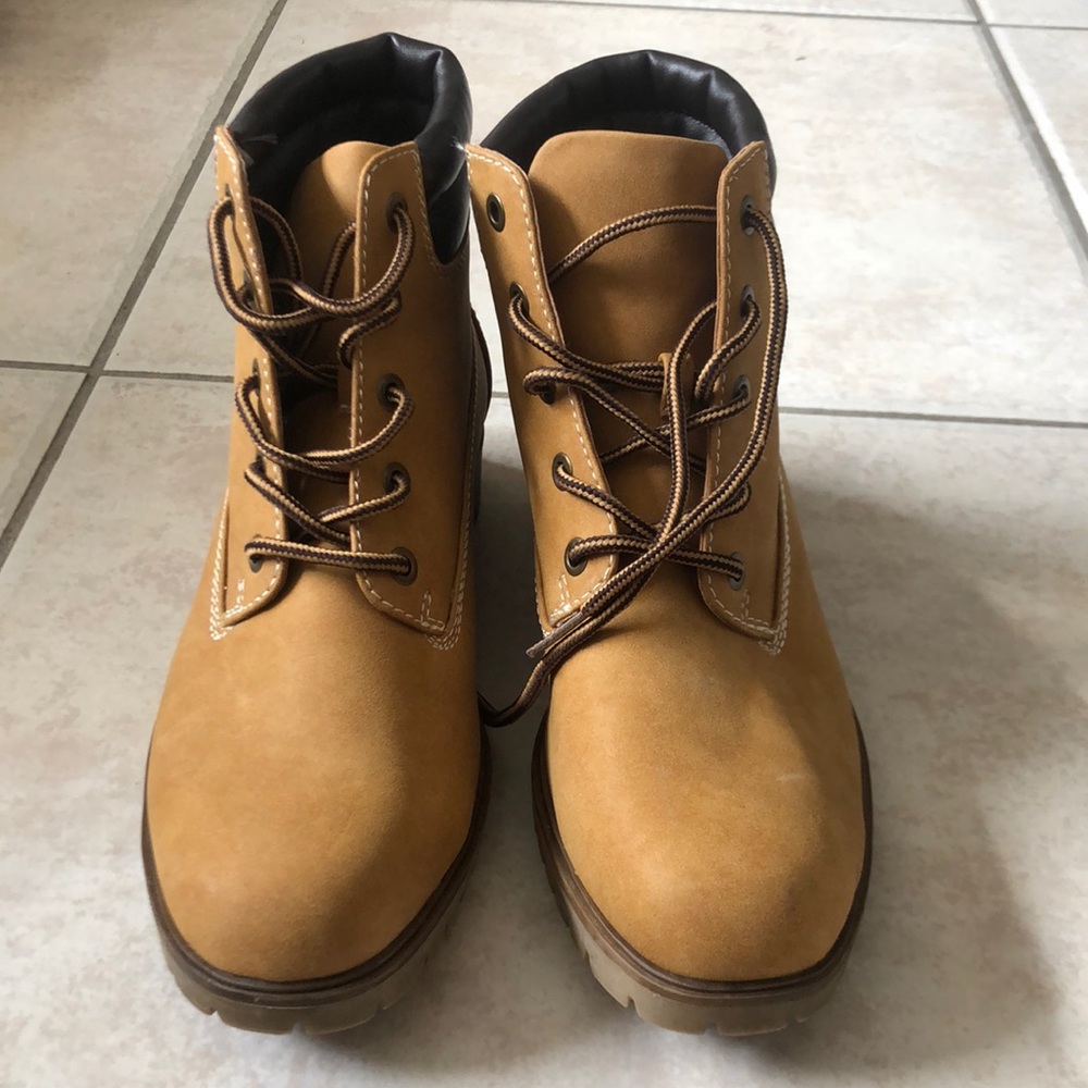“Knock off” timberlands